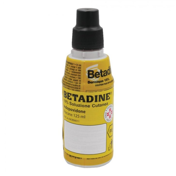 Betadine Soluzione Cutanea Disinfettante Iodopovidone 10% 125ml - GMM Farma