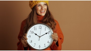 Il ritorno dell’ora solare: come influisce su energia, sonno e umore